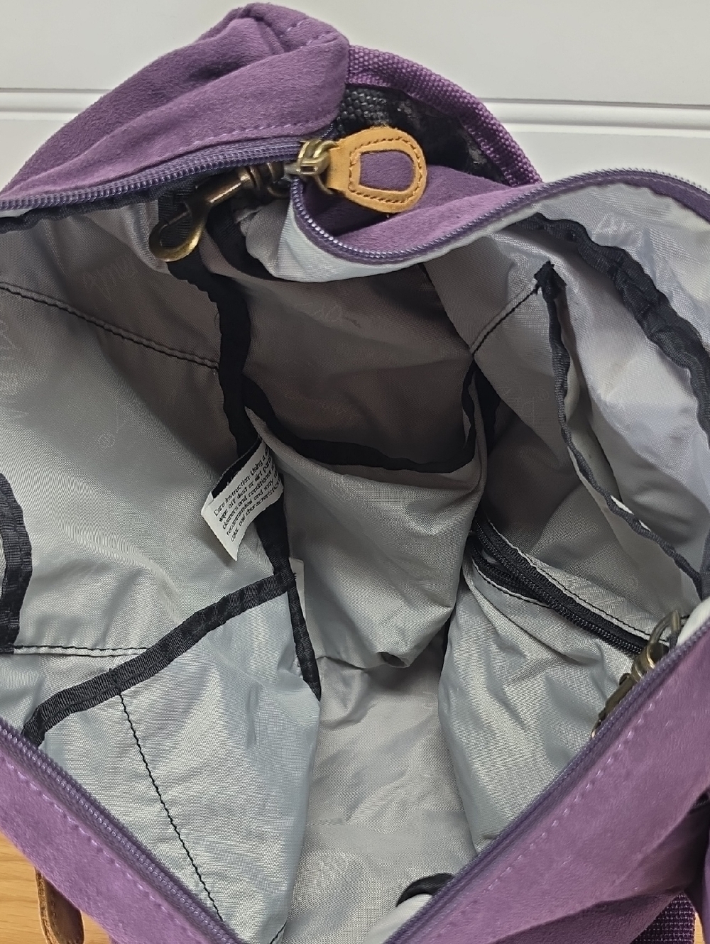 L L Bean Ameribag Healthy Back Purple Sling Crossbody Bag - Picture 5 of 6